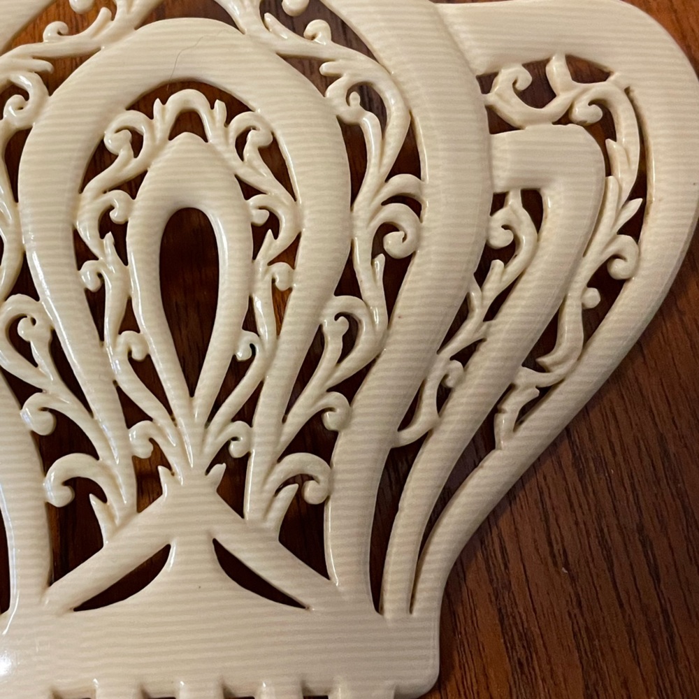 Antique Celluloid Mantilla Hair Comb - Picture 3 of 6